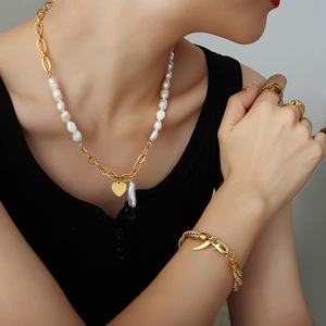Collana con Perle Barocche Irregolari Naturali d'Acqua Dolce a Forma di <span class=keywords><strong>Cuore</strong></span>, Placcata in Oro 18K, in Acciaio Inossidabile, per Ragazze, Autunno-Inverno 2023 - Product Image 5