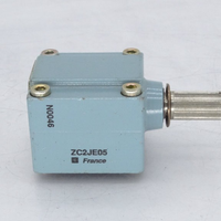 Controlador de Programación PLC Dedicado para Automatización Industrial Zc2je05 Nuevo Original en Stock