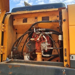 Excavatrice sur pneus Hyundai 21 tonnes, d'origine Corée, garantie 1 an, moteur, pompe, système entièrement hydraulique - Product Image 4