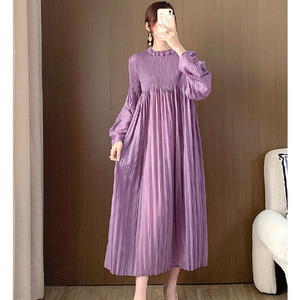 Abito Modesto Plissettato Personalizzato Taglia Unica, Nuovo Colore Tinta Unita, Vestito Casual Morbido Viola, Design alla Moda per la Chiesa - Product Image 1