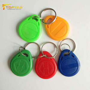 100pcs 125khz muestra rfid escritura clave fob EM4305 para control de <span class=keywords><strong>acceso</strong></span> - Product Image 2