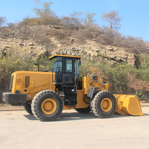 Chargeuse sur pneus ZLIN ZL956 avec capacité de 5 tonnes, équipement lourd, capacité de la benne de 3 m3 - Product Image 5