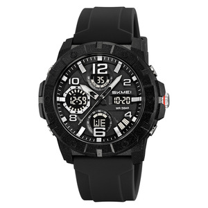 Skmei Men's Multifunction Sports Watch Dual Display Luminous Waterproof Electronic Watch Military Green Silicone Strap - Product Image 5