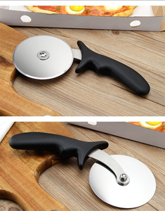Cortadores de <span class=keywords><strong>pizza</strong></span> con cuchillo de paleta Mango de PP Cortador Rocker Blade Rueda Queso <span class=keywords><strong>Pala</strong></span> Cortador Rodillo de plástico en forma de sector - Product Image 3