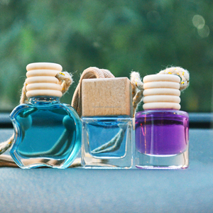 Lujo Venta caliente portátil Mini colgante de madera del coche ambientador botella coche Perfume botella de vidrio - Product Image 4