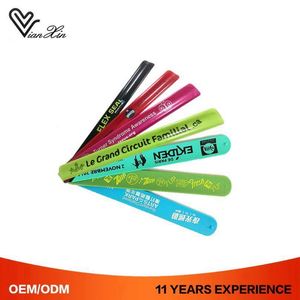 สายรัดข้อมือสะท้อนแสงแบบกำหนดเองสำหรับเด็ก On Snap - Product Image 5