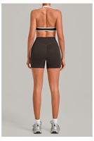 Ensemble 2 pièces de sport pour femme : Soutien-gorge de sport halter à bordures contrastées et short cycliste taille en V, coupe ajustée, pour gym, fitness, yoga et entraînement