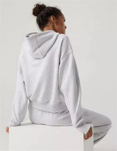 Ensemble de survêtement gris à capuche pour femme, coupe ample, manches longues, couleur unie, en coton, avec logo imprimé sur le devant, tenue décontractée - Product Image 4