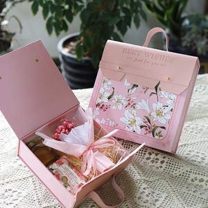高档定制logo设计师盒纸盒纸板磁性礼品盒带皮革手柄 - Product Image 3