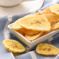 Collations saines VF Banana Snacks Puces de fruits Puces de plantain frites sous vide pour l'exportation