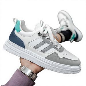 Chaussures pour hommes Nouveauté été 2025 Maille respirante blanche Tige en PU artificiel Semelle souple Légères Chaussures de sport décontractées Absorption des chocs - Product Image 1