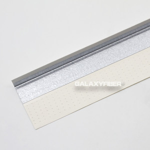 Perfiles Metálicos <span class=keywords><strong>para</strong></span> Esquinas con Revestimiento de Papel Resistentes a los Álcalis y a la Corrosión <span class=keywords><strong>para</strong></span> Paredes de <span class=keywords><strong>Mortero</strong></span> de Cemento - Product Image 2