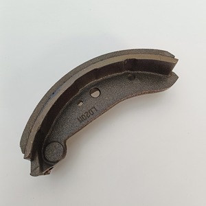 Pastillas de Freno Doosan Daewoo 6R018020S para Montacargas Diésel D20S D30S2, Repuestos de Maquinaria de Acero - Product Image 4