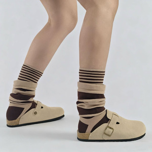 Chaussettes amples pour femmes, rayures et carreaux, en polyester, respirantes, chaudes, élégantes, pour jeunes de 18 à 40 ans, W2698 - Product Image 1