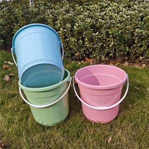 Cubos de Plástico para Agua, Colores Variados, Portátiles, Duraderos, Multiusos, para Uso Doméstico - Product Image 3