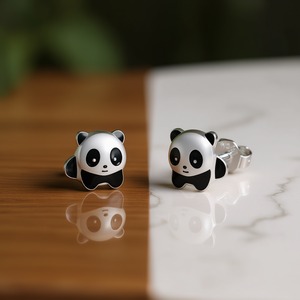 Pendientes de Plata 925 con Diseño de Panda, Baño de Oro Blanco, Lindos, Unisex, para Uso Diario, Joyería Fina - Product Image 2