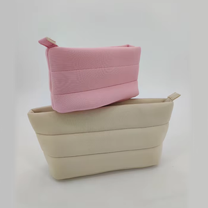 Kingstar河豚氯丁橡胶可爱小袋旅行化妆收纳袋，带定制拉链防水氯丁橡胶化妆包 - Product Image 1