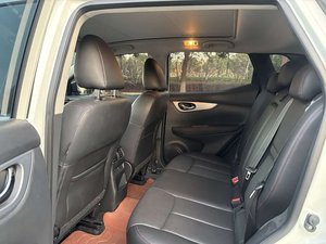 Nissan <span class=keywords><strong>Qashqai</strong></span> 2.0L Crossover CVT FWD XV Tech Edition <span class=keywords><strong>2022</strong></span> d'<span class=keywords><strong>occasion</strong></span>, modèle 2021, un seul propriétaire, faible kilométrage, sièges en cuir, toit ouvrant panoramique - Product Image 5