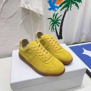 Zapatillas Planas Casuales Cómodas Unisex de Cuero Vacuno Genuino y Gamuza para Caminar, Estilo Deportivo para Hombre y Mujer - Product Image 5