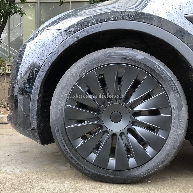 テスラ モデルy 2025 ジュニパー19インチ 新車外しタイヤホイール