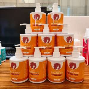 Shampooing <span class=keywords><strong>Hydratant</strong></span> Anti-frisottis Sans Sulfate pour <span class=keywords><strong>Cheveux</strong></span> Crépus et Frisés Colorés - Product Image 2