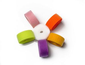 Bande auto-agrippante 100% nylon, bande auto-agrippante en nylon et poly mélangés, couleurs variées - Product Image 3