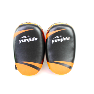 Coussin <span class=keywords><strong>de</strong></span> <span class=keywords><strong>frappe</strong></span> et <span class=keywords><strong>de</strong></span> coup <span class=keywords><strong>de</strong></span> <span class=keywords><strong>pied</strong></span> incurvé en cuir PU <span class=keywords><strong>de</strong></span> haute qualité, épais et durable, personnalisé pour le MMA, le taekwondo et le karaté - Product Image 3