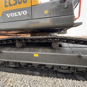 Excavatrice d'occasion VolvoEC380, excavatrice sur chenilles de 38 tonnes avec moteur D13 - Product Image 4