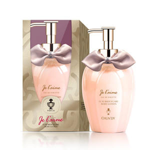 โลชั่นบำรุงผิวกายสูตรน้ำหอมหรูหรา ช่วยเพิ่มความชุ่มชื้น บำรุงผิวให้นุ่มนวล สดชื่น เหมาะสำหรับทั้งชายและหญิง - Product Image 3