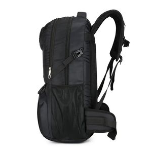 Sac à dos de randonnée, de camping et de voyage léger et imperméable avec logo personnalisé pour hommes et femmes - Product Image 2