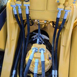 รถขุดตีนตะขาบมือสองรุ่น PC 400 และ PC400-7 มีจำหน่าย พร้อมรับประกันคุณภาพและราคาที่เหมาะสม - Product Image 6