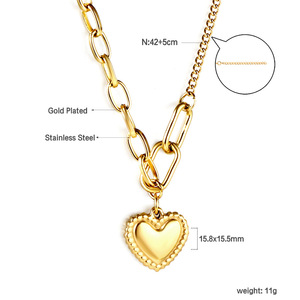 Collana con Ciondolo a Lucchetto d'Amore di Alta Qualità, Placcata in Oro 18k, in Acciaio Inossidabile Antiossidante, Design Bicolore su Due Lati per Donne - Product Image 6