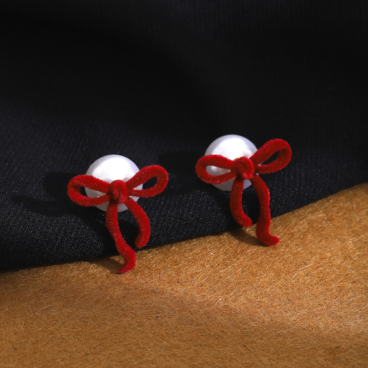 red bow earrings christmas