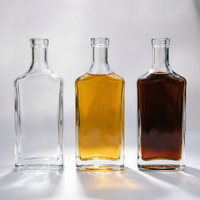 Échantillon Gratuit - Bouteilles en Verre Flint pour Boissons Alcoolisées, Spiritueux, Liqueurs, Gins avec Bouchon - 50ml, 100ml, 200ml, 375ml, 500ml, 750ml, 1000ml