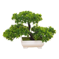 Mini plantes artificielles en plastique en pot, bonsaïs de pin d'accueil à trois branches, ornement de table, approvisionnement direct usine