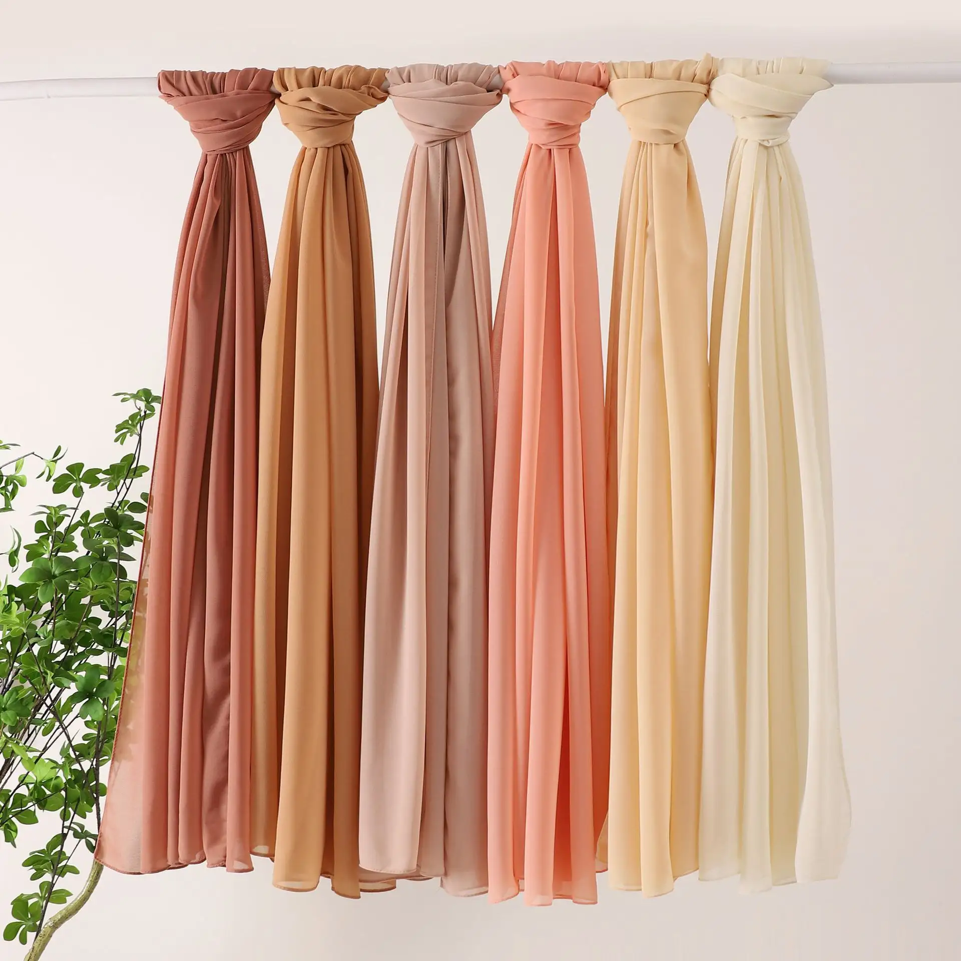 Hijabs longs en mousseline de soie de Malaisie de couleur unie personnalisés en jersey Écharpe douce pour musulmanes femmes turban style hijab