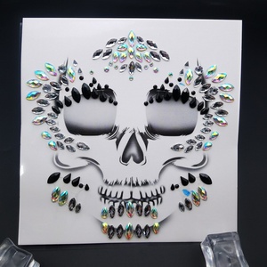 Nuevas gemas decorativas acrílicas para Halloween, <span class=keywords><strong>pegatinas</strong></span> faciales de resina ecológica con <span class=keywords><strong>diamantes</strong></span> de imitación, <span class=keywords><strong>pegatinas</strong></span> de cristal para la frente. - Product Image 1