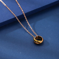 Collier ras du cou en acier inoxydable plaqué or 18 carats, motif cercle creux, sans ternissement, avec trois anneaux entrelacés, pour couple