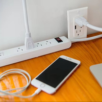 Stop Kontak Ekstensi 4 Lubang dengan Pelindung Lonjakan Arus dan USB, Harga Kompetitif, ETL 125V, 3 Kaki