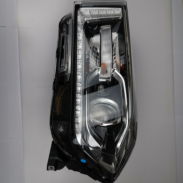 SAIC MAXUS T60 Original Headlight Assembly C00052521 C00052522