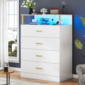 <span class=keywords><strong>Commode</strong></span> blanche pour chambre à coucher avec design en <span class=keywords><strong>colonne</strong></span>, <span class=keywords><strong>commode</strong></span> à 4 tiroirs avec station de charge, <span class=keywords><strong>commode</strong></span> haute moderne pour chambre à coucher - Product Image 1