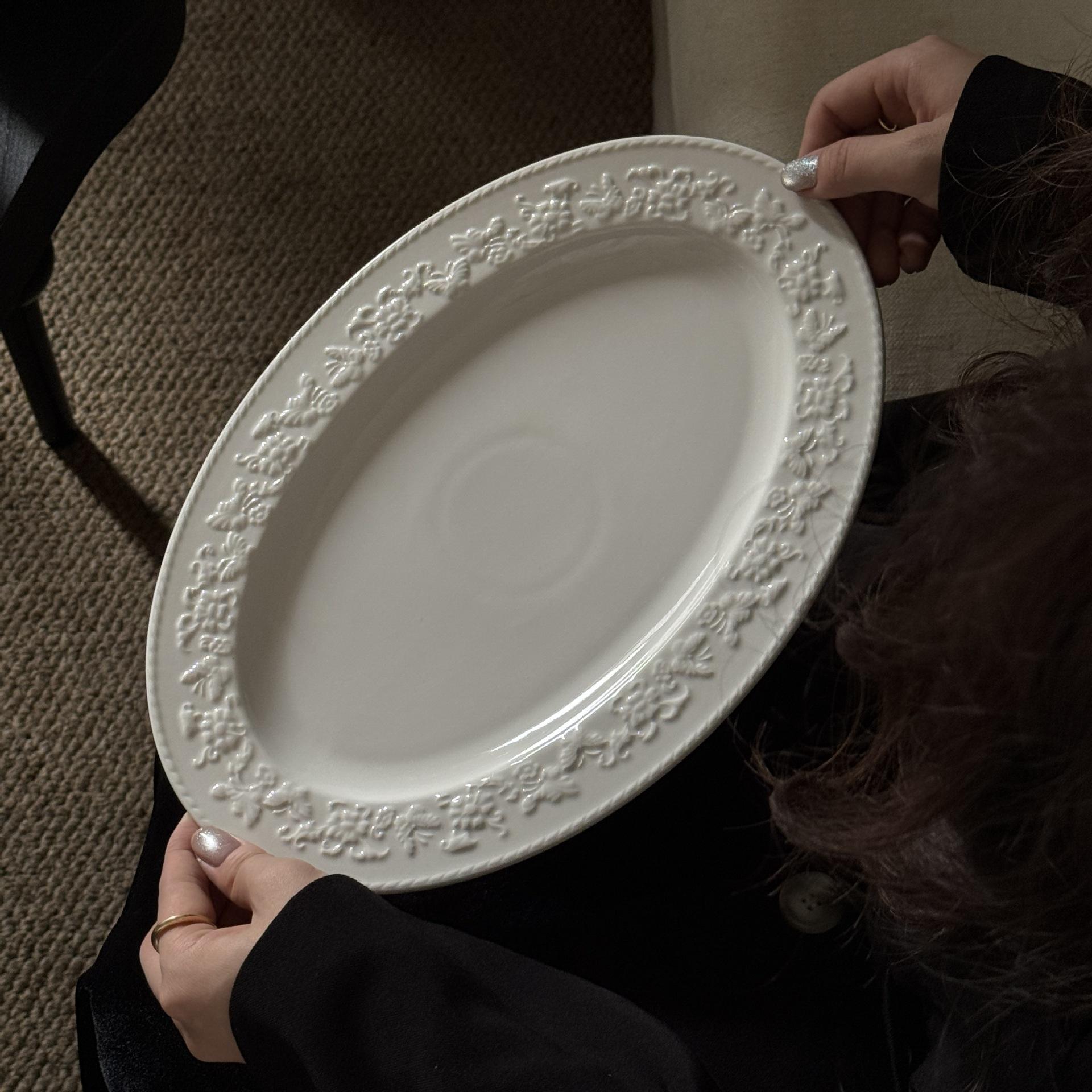 Holiday Romantic Manor Elliptical Disk 30*20.5*2