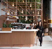 Corian Stone Top Panneau en bois massif Comptoir de bar portable pour bar ou restaurant Bars à domicile Table haute LED