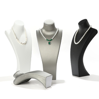 Présentoir Mannequin de Bijoux en Soie Microfibre de Luxe pour Gros Colliers, Vente en Gros