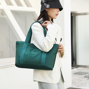 2024 primavera nueva moda coreana Color sólido lona INS bolso de hombro bolso de mano que combina con todo cremallera poliéster bolso de mensajero para mujer - Product Image 4