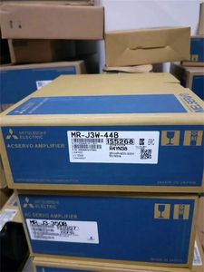 Prix négociable Drive MR-J3W-44B MR-J3W-77B MR-J3W-22B MR-J3W-1010B MR-J3W-0303B6 - Product Image 2