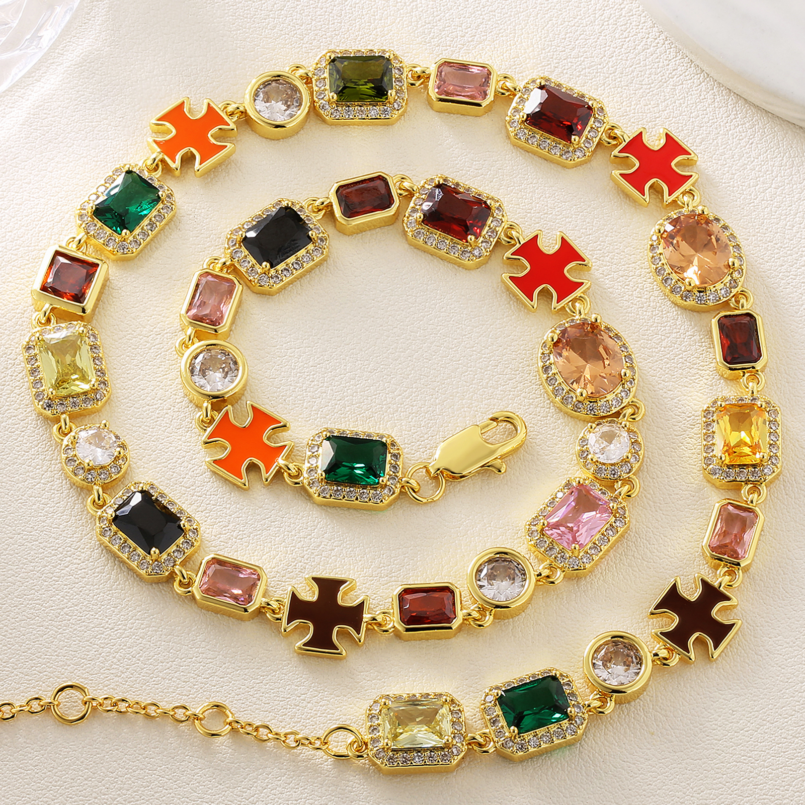 Collana Zirconia con croce d'oro