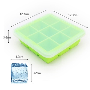 ถาดน้ำแข็งแบบถอดออกง่าย 9 ช่อง ทำจากซิลิโคน พร้อมฝาปิดแบบถอดได้ ถาดน้ำแข็งสำหรับแช่แข็ง ซ้อนกันได้ ใช้สำหรับวิสกี้และอาหารเด็ก - Product Image 2