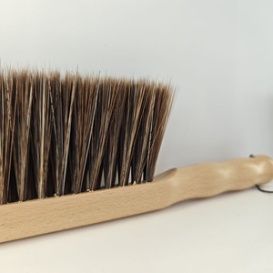 Brosse de nettoyage multifonctionnelle pour lit à usage domestique avec long manche <span class=keywords><strong>en</strong></span> <span class=keywords><strong>bois</strong></span> Poils de cryptage <span class=keywords><strong>en</strong></span> <span class=keywords><strong>bois</strong></span> <span class=keywords><strong>massif</strong></span> Style de conception à la main - Product Image 5