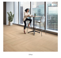 Revêtement de sol en vinyle PVC de qualité commerciale, personnalisé, 915x915mm, 12mm d'épaisseur, portable, blanc moderne, antidérapant, à emboîtement, pour intérieur